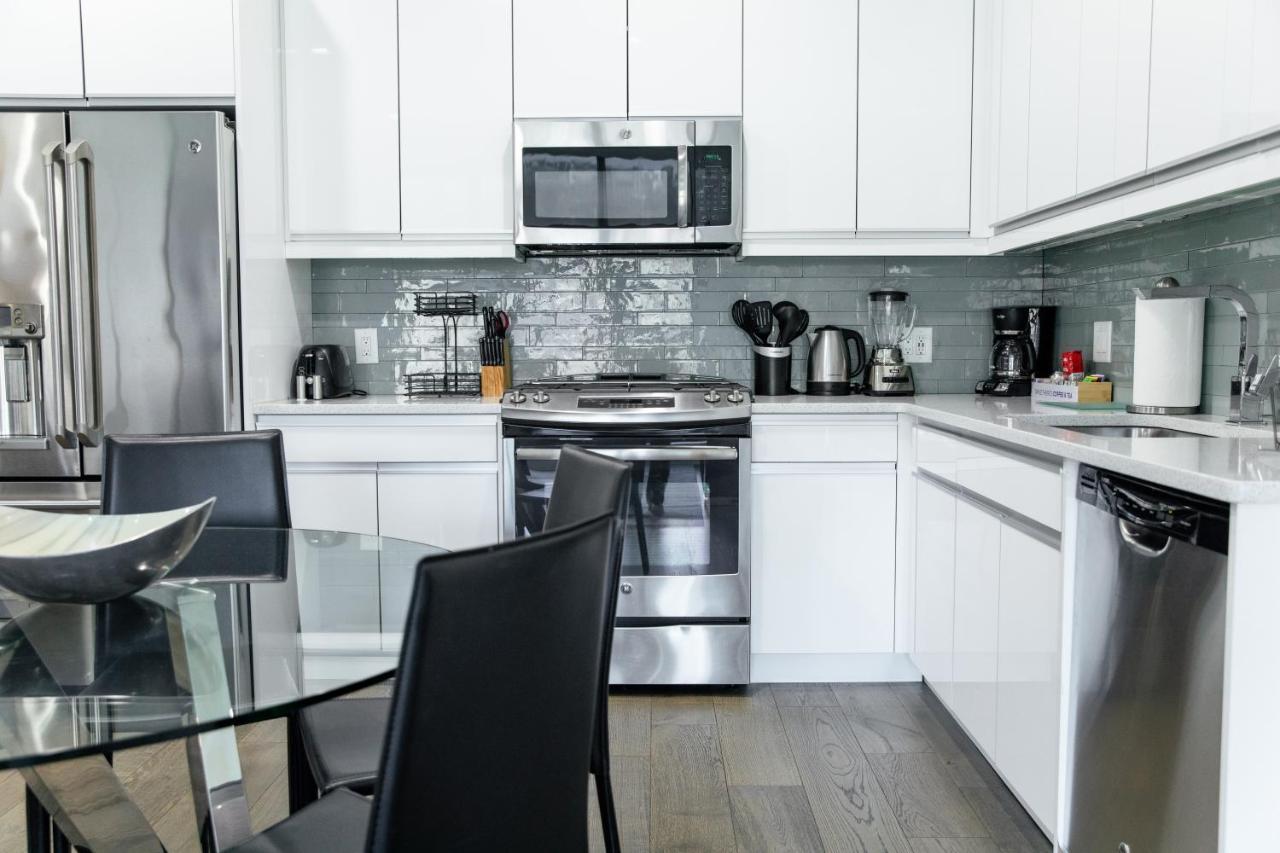 Dharma Home Suites Hoboken Esterno foto