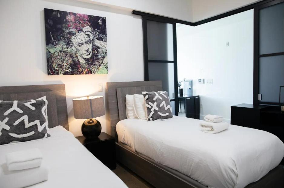 Dharma Home Suites Hoboken Esterno foto
