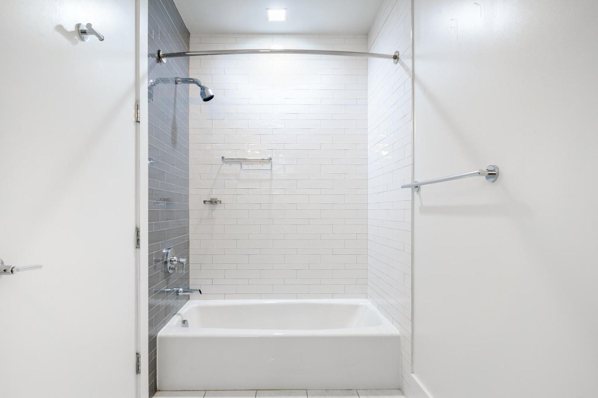 Dharma Home Suites Hoboken Esterno foto