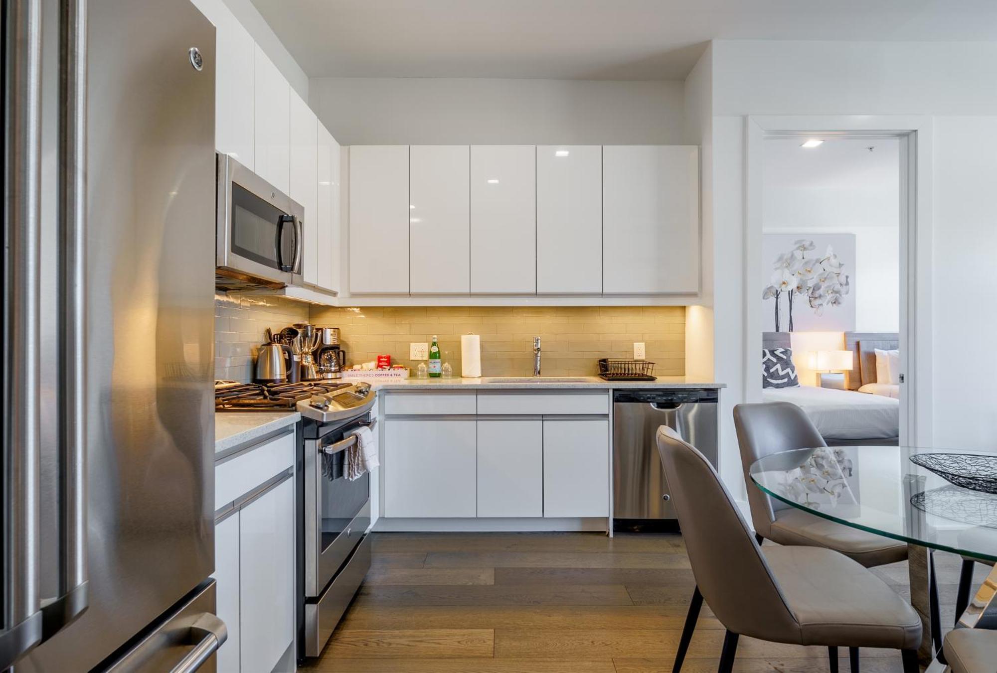 Dharma Home Suites Hoboken Esterno foto