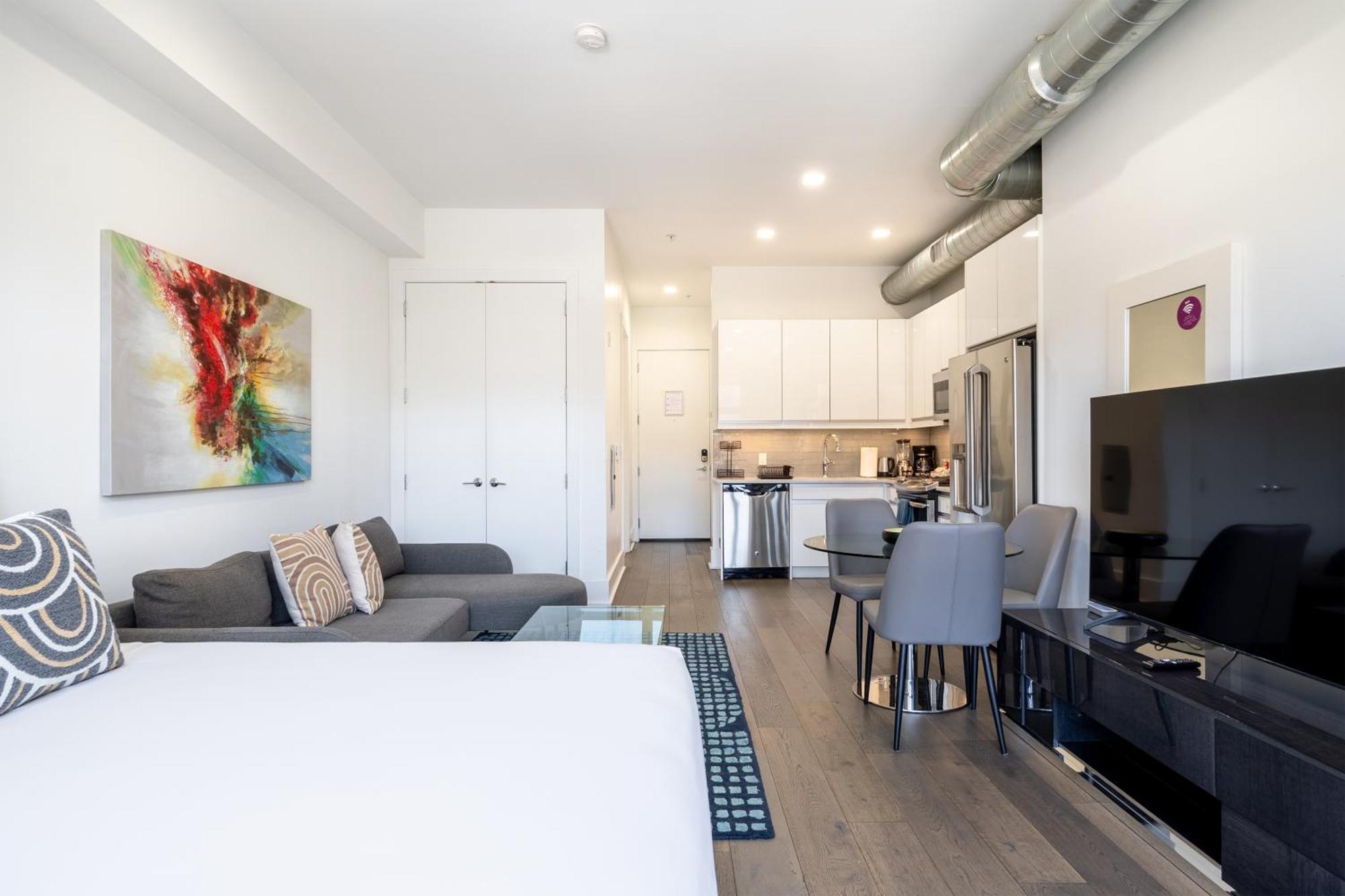 Dharma Home Suites Hoboken Esterno foto