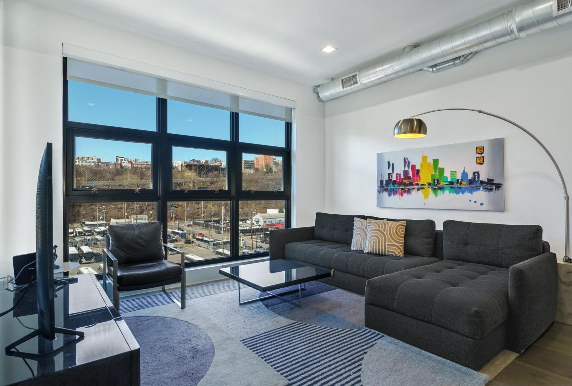 Dharma Home Suites Hoboken Esterno foto