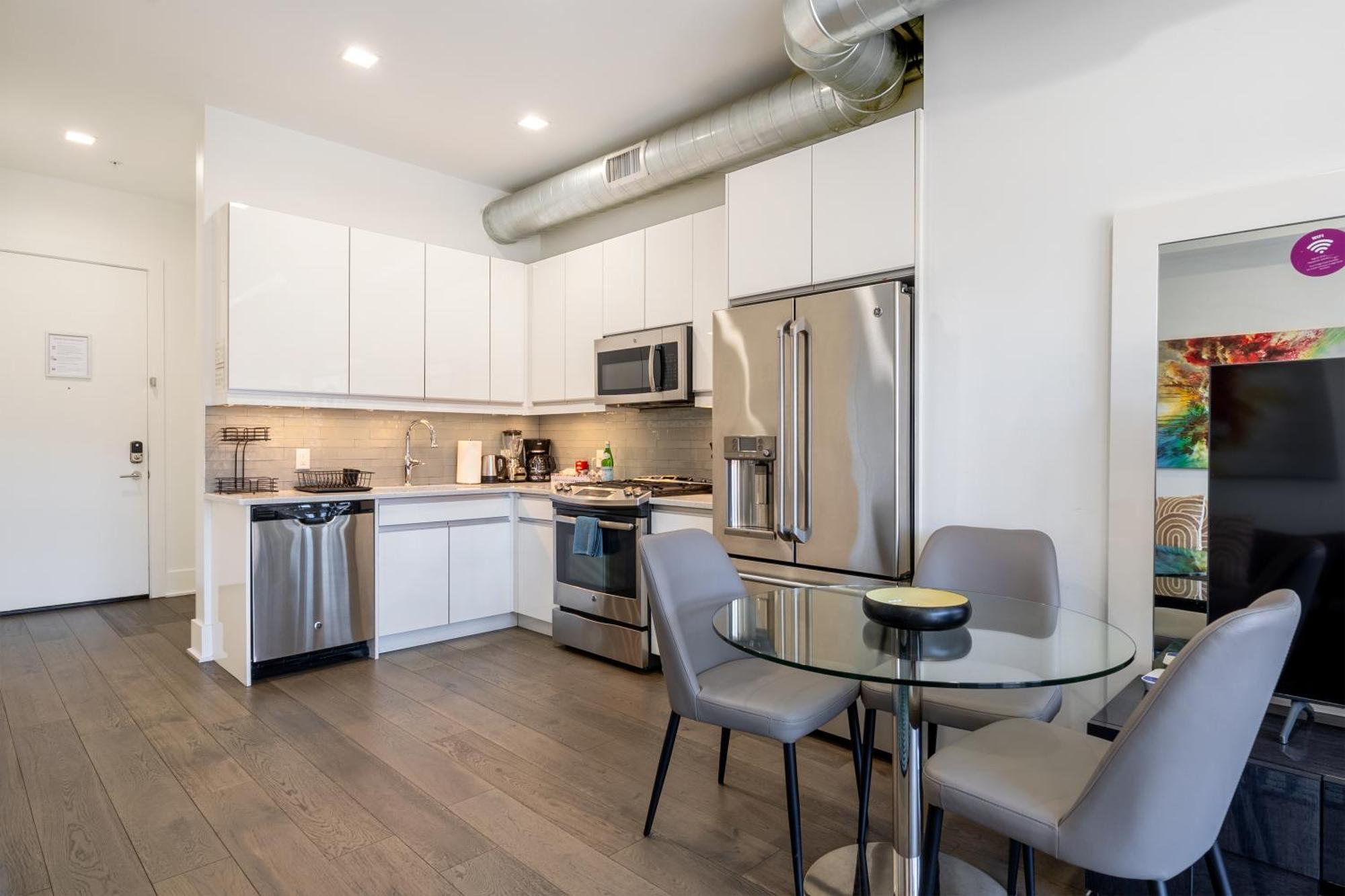 Dharma Home Suites Hoboken Esterno foto