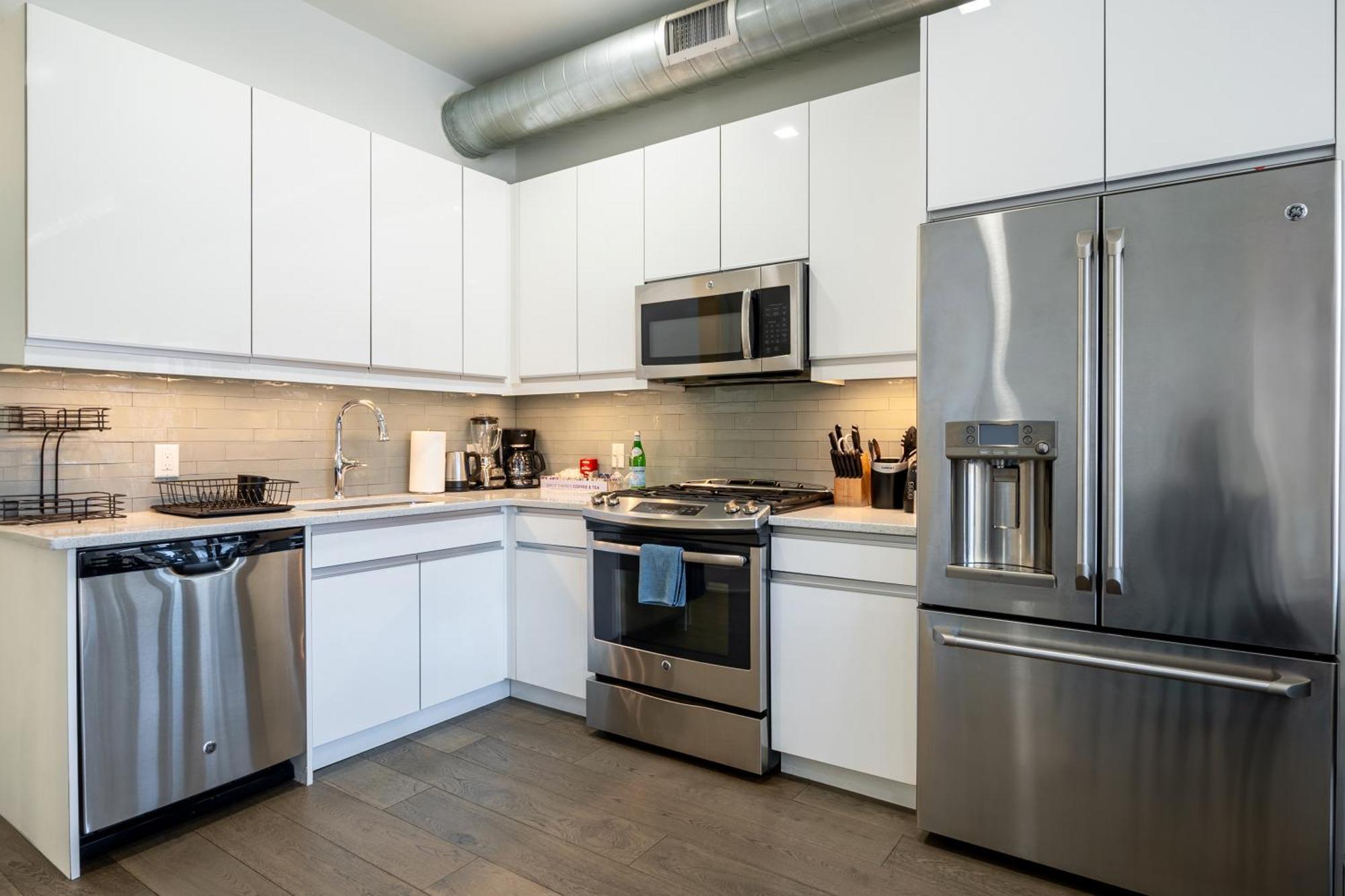 Dharma Home Suites Hoboken Esterno foto