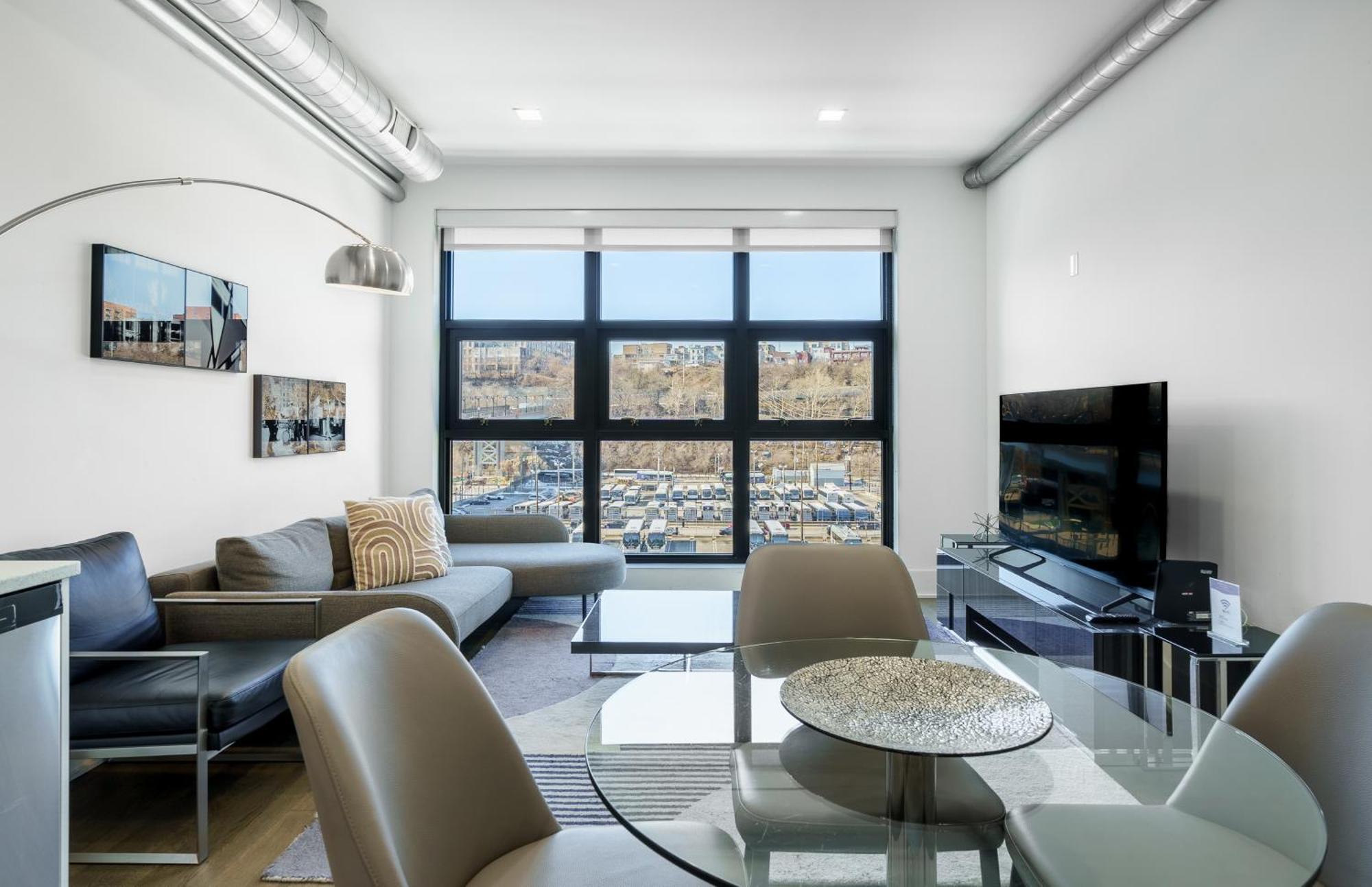Dharma Home Suites Hoboken Esterno foto
